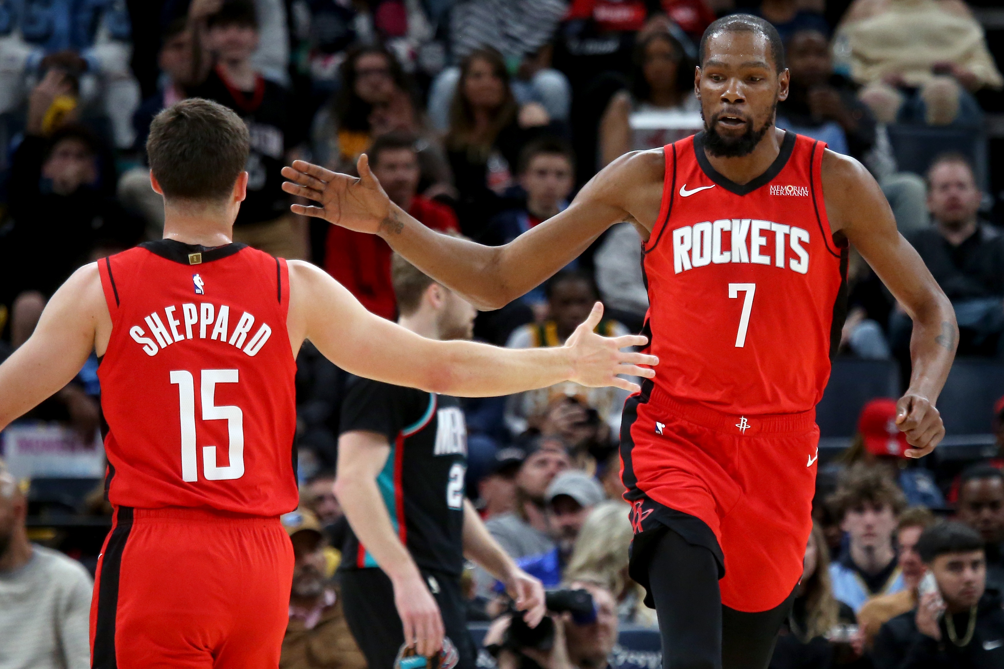 JRS直播-NBA彩经：马刺大胜勇士 火箭击退雄鹿 爵士不敌掘金 绿军灭热火